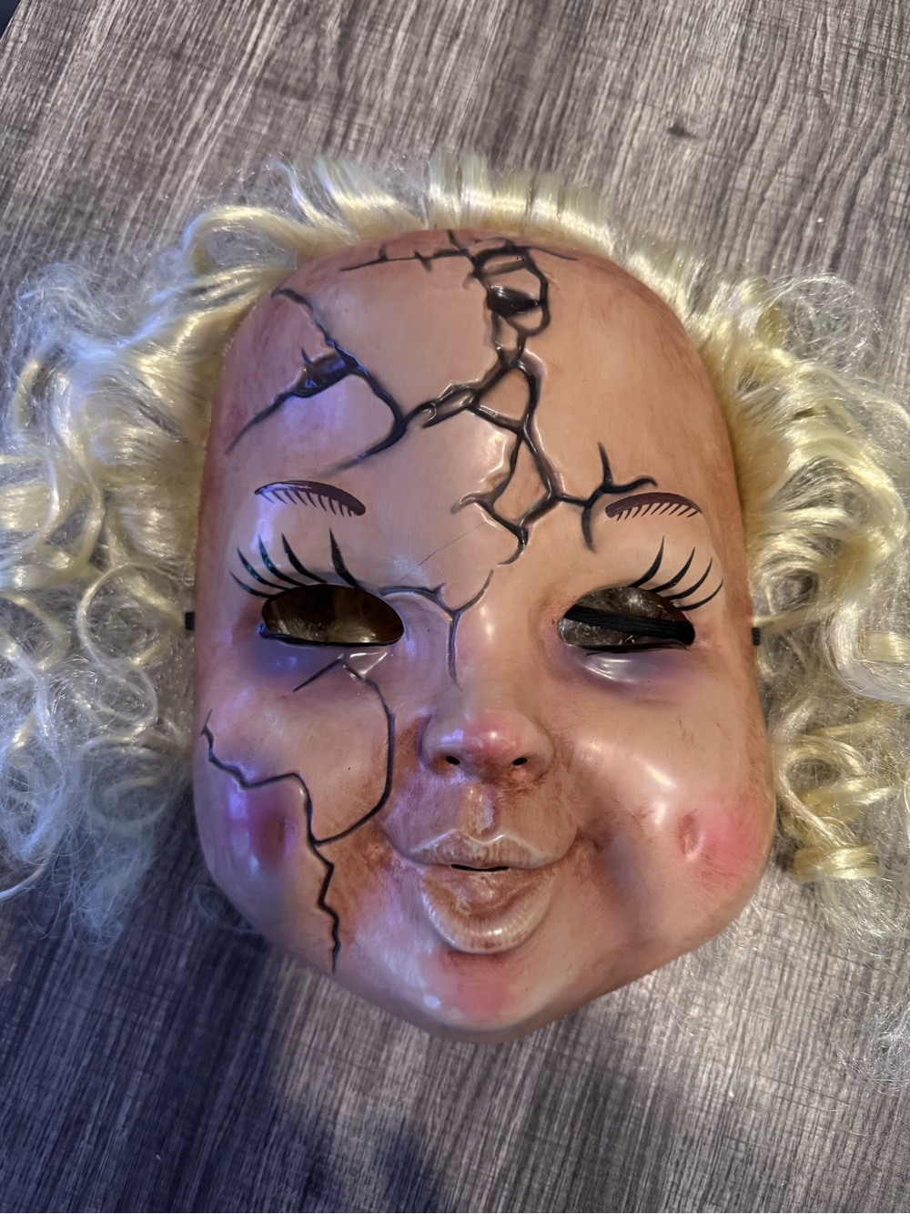 Vintage-Style Cracked Doll Face Larger Face Mask in Blonde